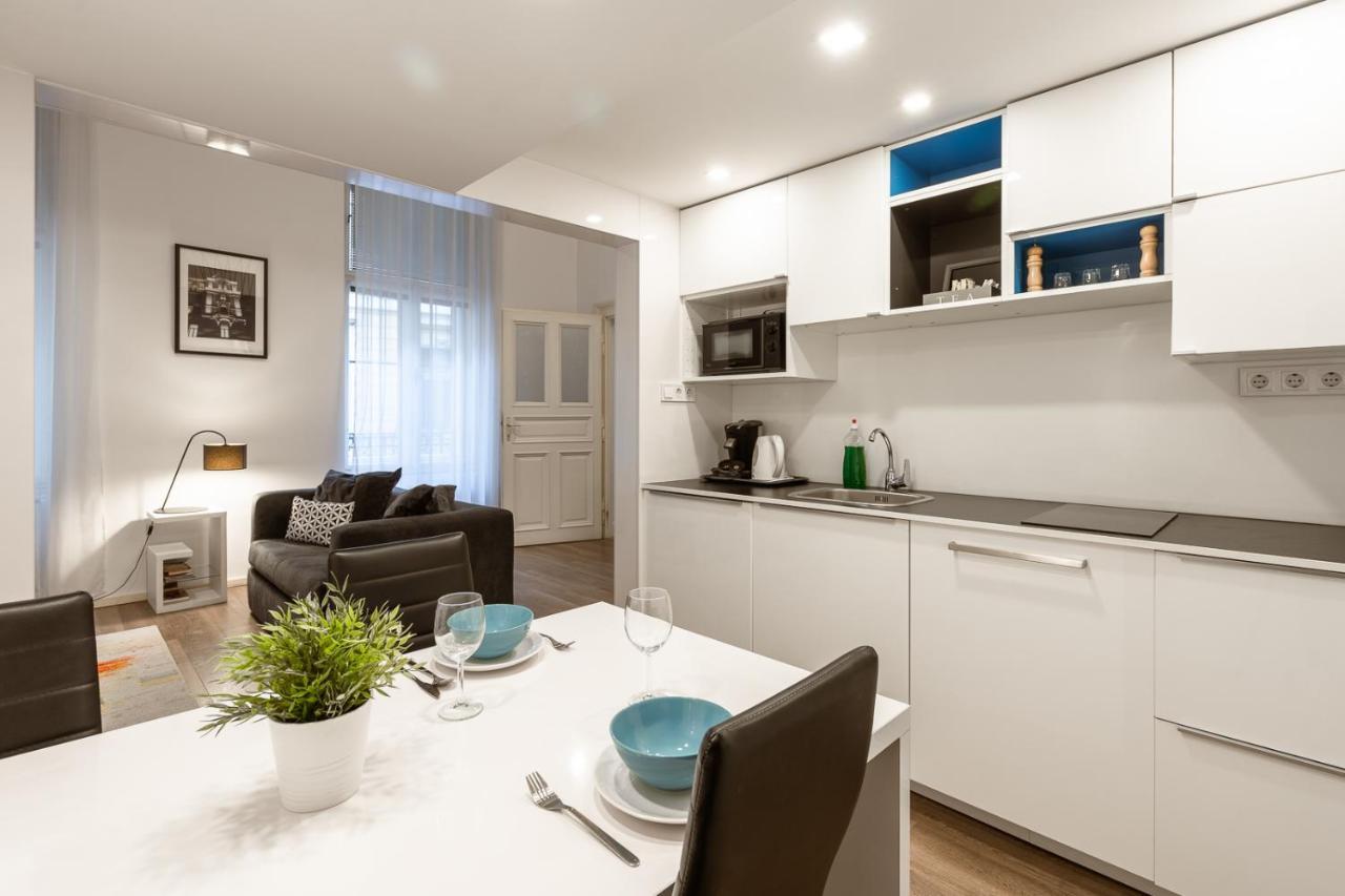 Modern Stylish Loft Next To New York Palace บูดาเปสต์ ภายนอก รูปภาพ